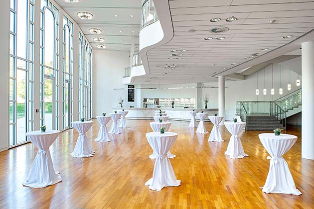 Theatersaal-Foyer